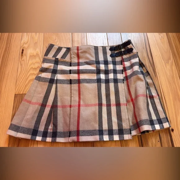 Burberry Beige and Red Plaid A-Line Skirt - Picture 2 of 3